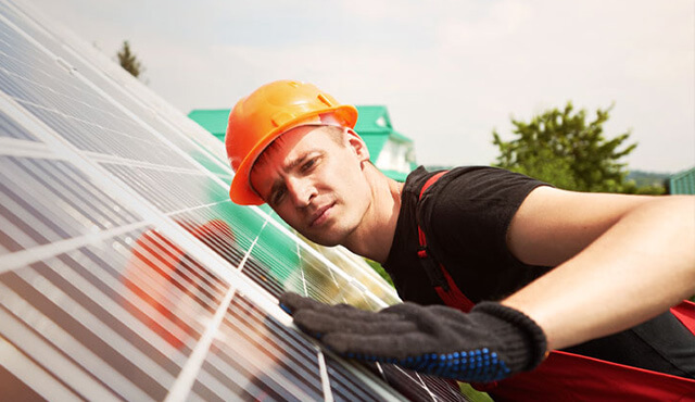 Was beinhaltet die Photovoltaikversicherung für Gewerbetreibende?